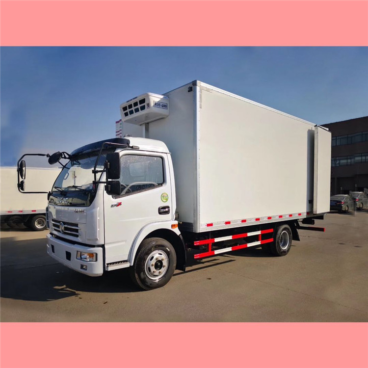 東風(fēng)多利卡冷藏車(chē)